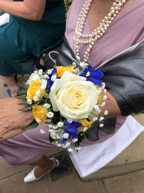 Mum's wedding corsage